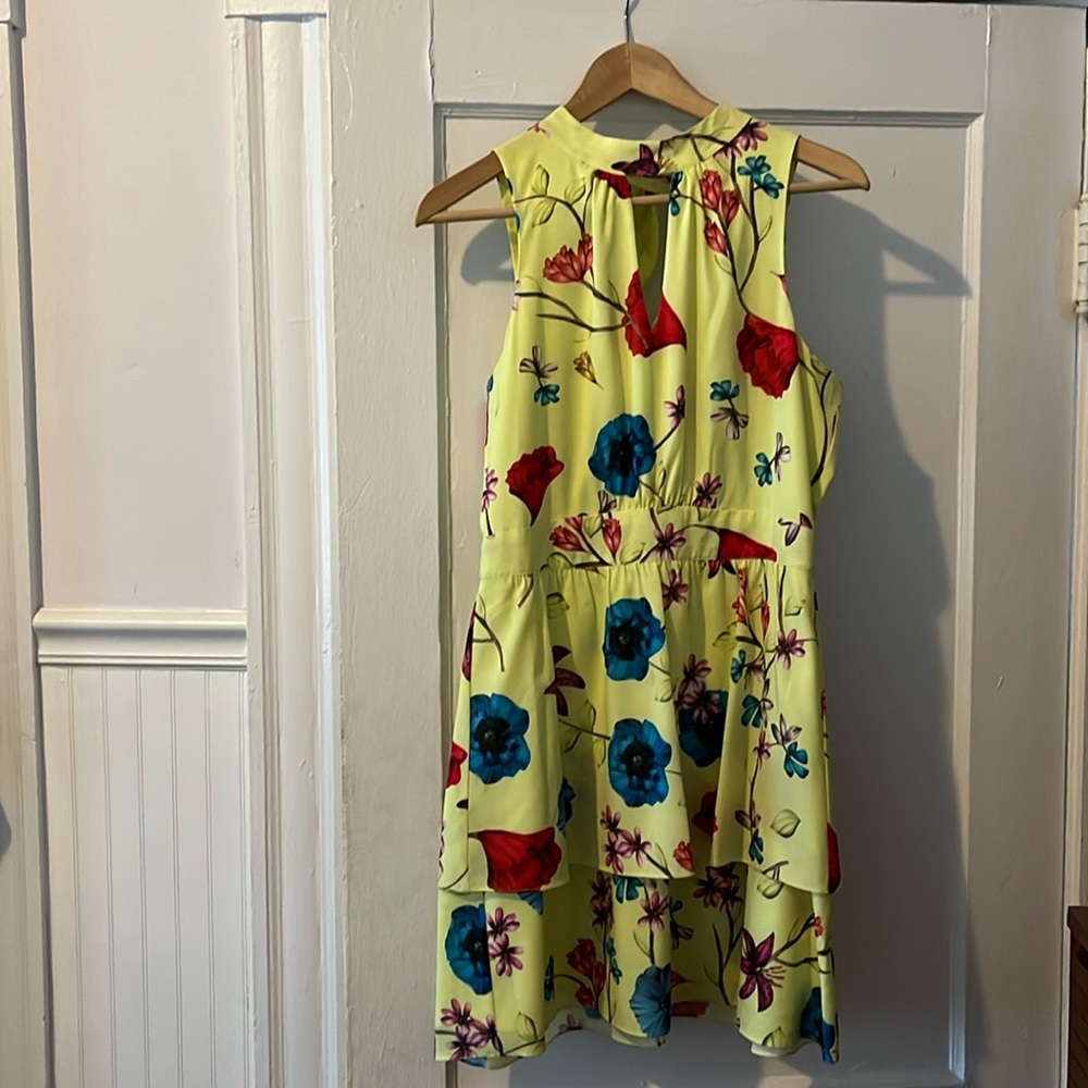 Parker yellow dress with flowers size Medium